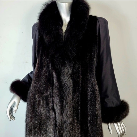 Ranch MINK Coat with FOX Fur Trim! - Picture 3 of 12